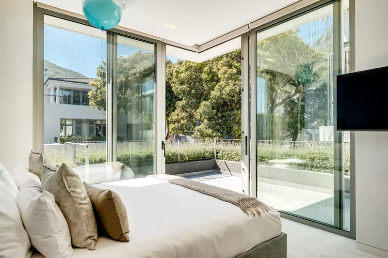 Villa Serena in Camps Bay – photo 29