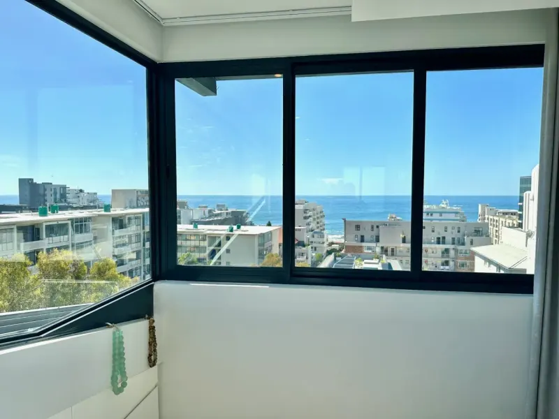 Skydeck Penthouse in Sea Point – photo 9
