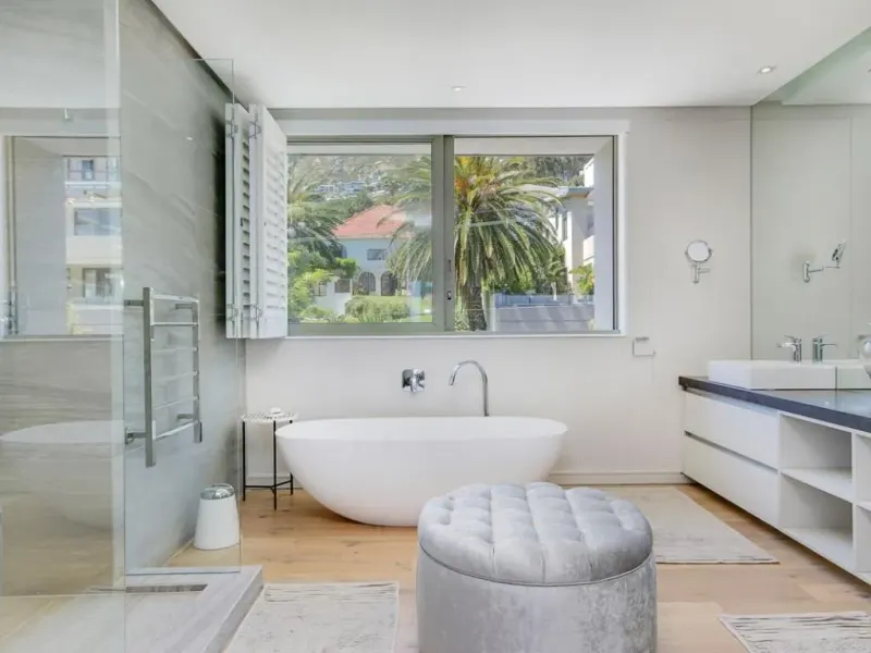 Orion Villa in Bantry Bay – photo 14