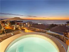 Villa MonteMare in Camps Bay – photo 1 thumbnail