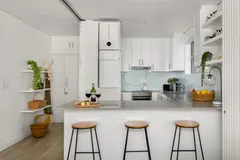 Condo Odessa in Bantry Bay – photo 4 thumbnail