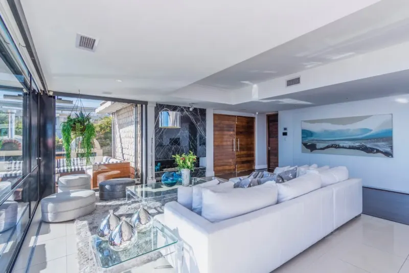 Camps Bay Drive Villa in Camps Bay – photo 12