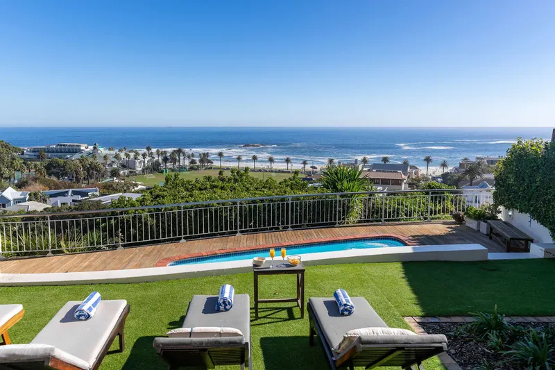 Tree Villa in Camps Bay – photo 17