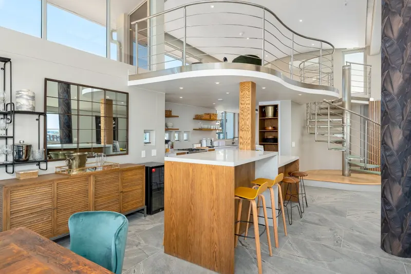Malachite Penthouse  in Green Point – photo 44