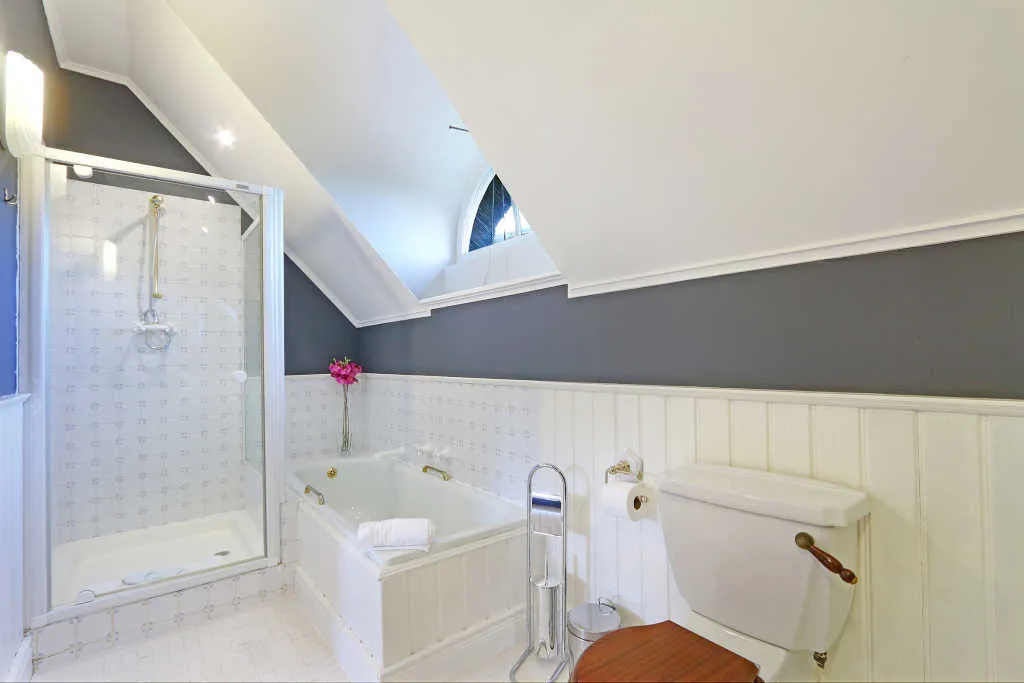 property_49887a47-ec52-4c39-ac52-212b0e9eef8e_6
