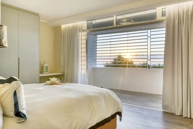 TWO VIEWS (CB155) in Camps Bay – photo 61