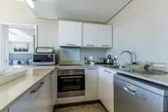 Harbour Bridge Retreat in Cape Town City Centre – photo 4 thumbnail