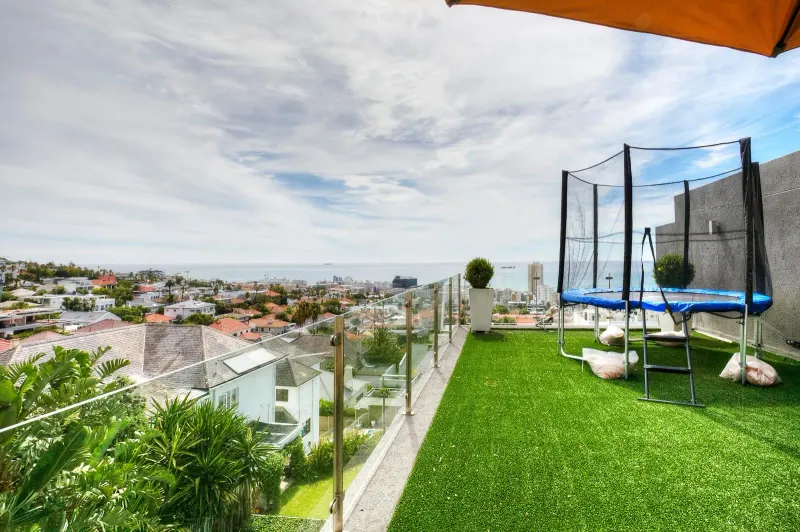 Bordeaux Villa in Sea Point – photo 26