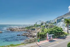Bali Luxury Suite E in Camps Bay – photo 11 thumbnail