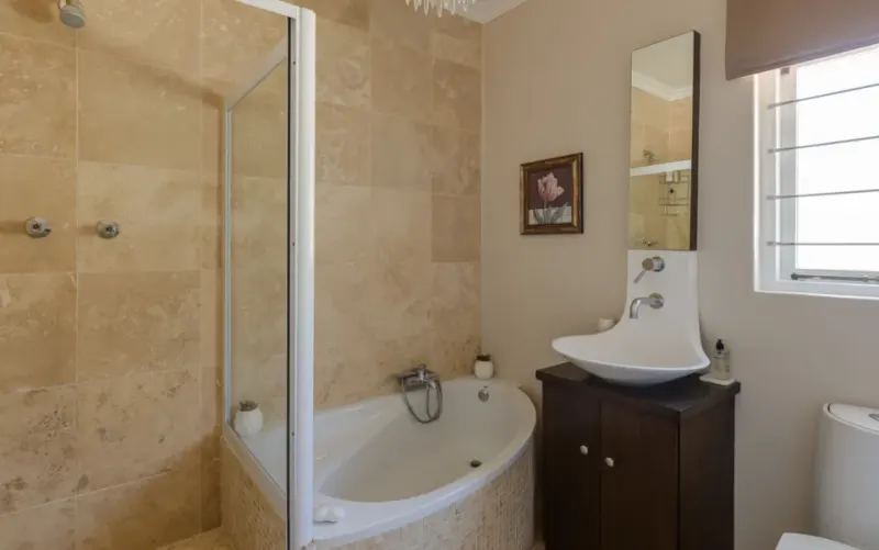 Villa 15 on Wessels in Green Point – photo 16