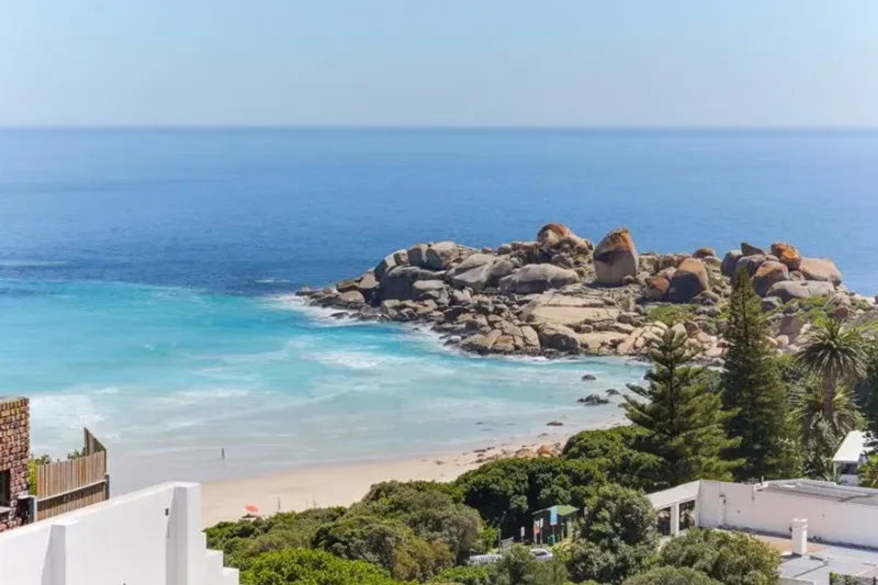 Llandudno Surf Inn in Llandudno – photo 1