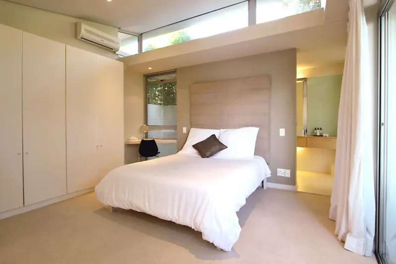 Lion's View Penthouse in Camps Bay – photo 2