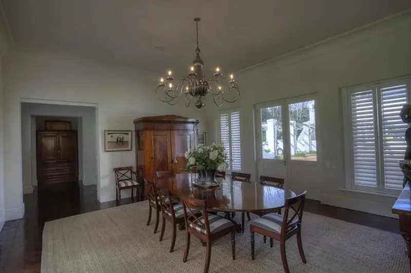 Vineyard Farmhouse in Constantia Heights – photo 9
