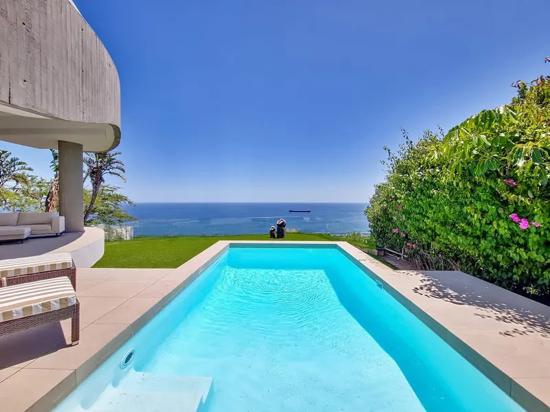 Ocean Villa in Bantry Bay – photo 39