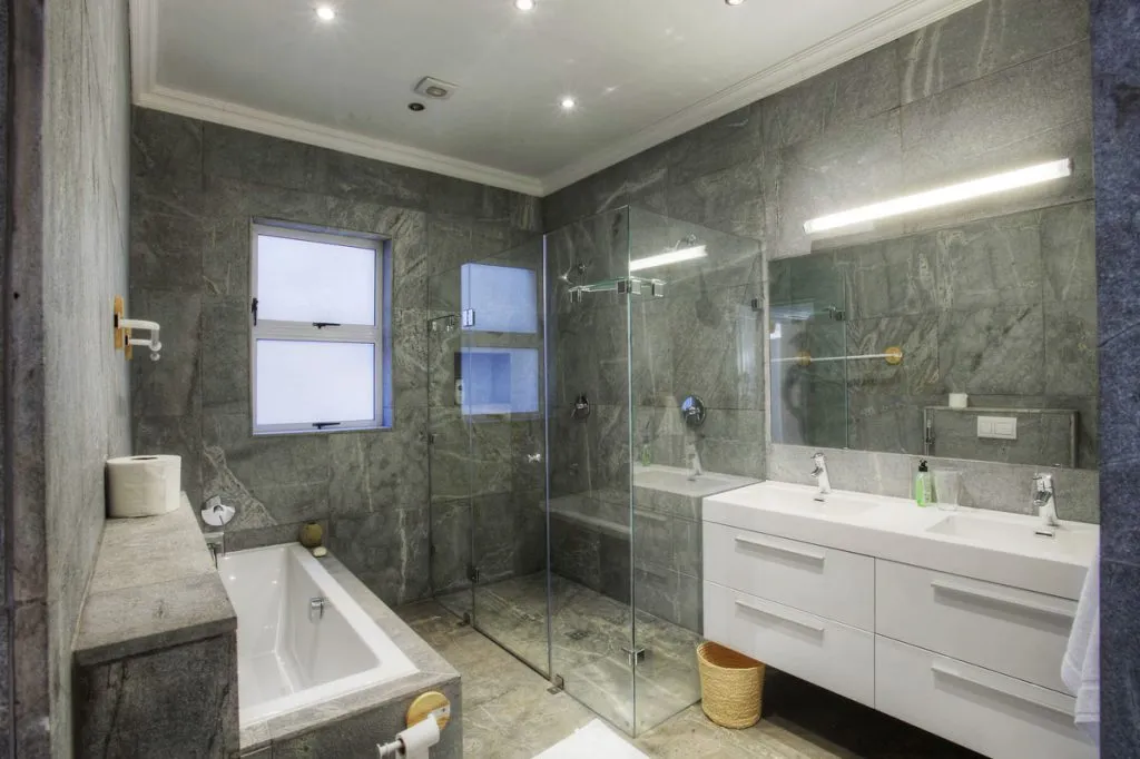 property_4c8f16b5-1fa8-4422-99f1-4d51e20b7b53_4