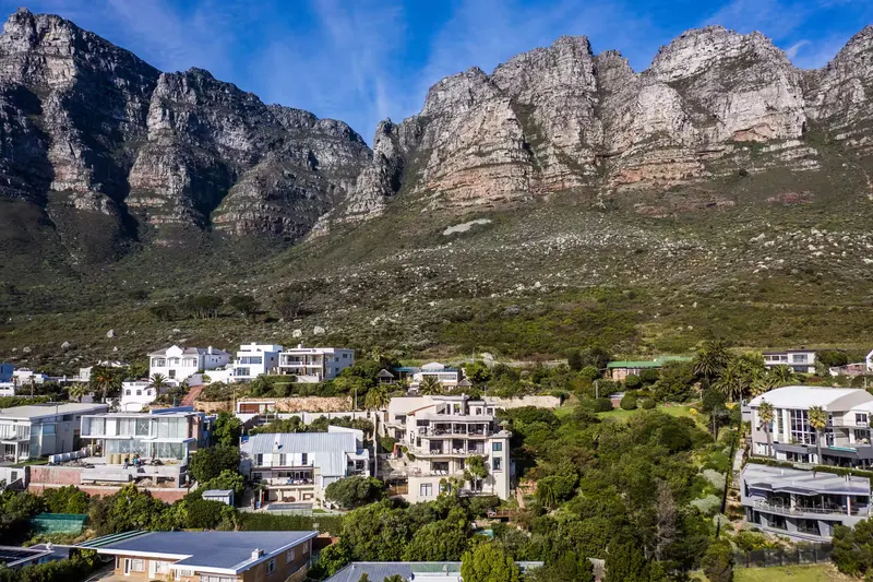Camps Bay Retreat Villa in Bakoven – photo 2