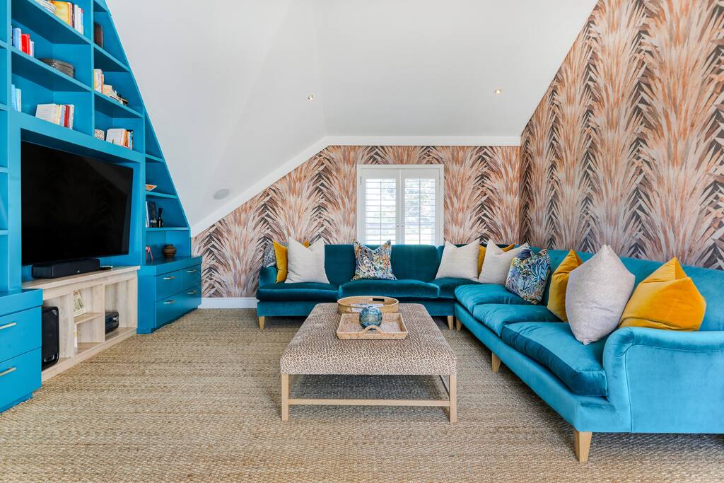property_4cd0af6d-c743-4efe-bb91-b33ea3a001c6_17