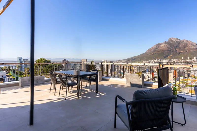 AERIE PENT in Bo Kaap – photo 18