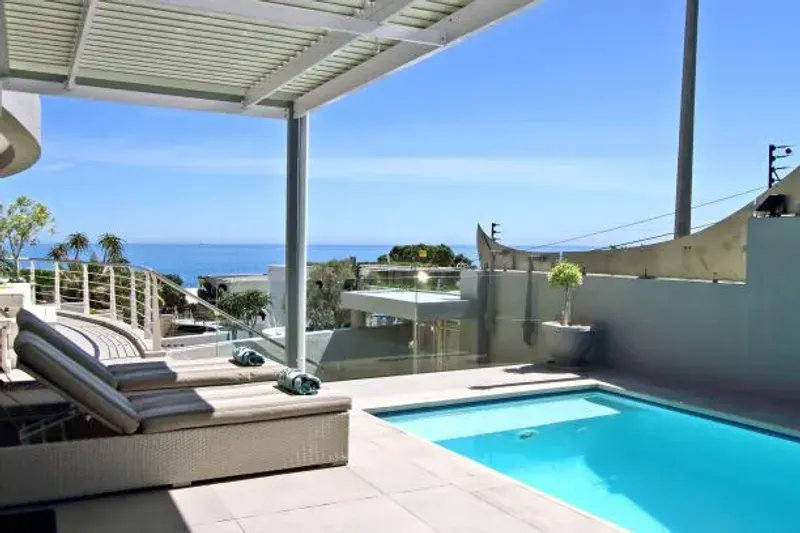 Camps Bay Atlantic Villa in Bakoven – photo 35