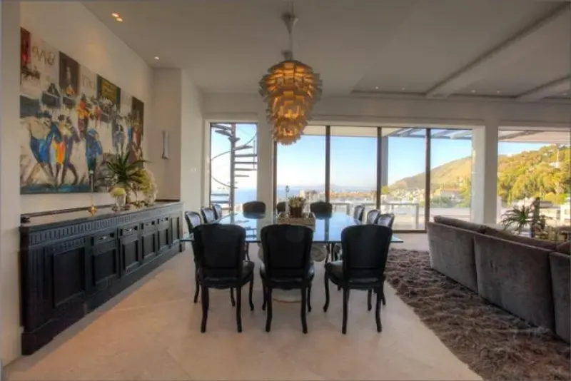 Villa St. Leon in Bantry Bay – photo 3