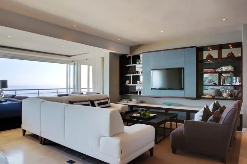 Villa Silver Penthouse in Bakoven – photo 2