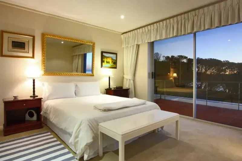 Camps Bay Blue in Camps Bay – photo 3