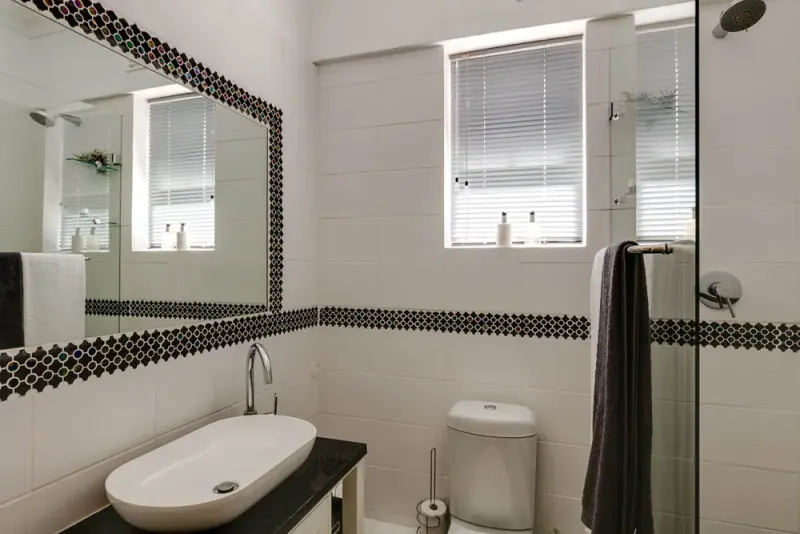 L'Orange Apartment in Gardens – photo 11