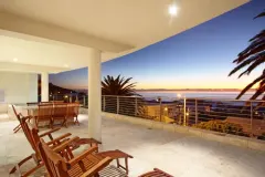 Victoria Penthouse in Camps Bay – photo 4 thumbnail