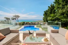 Villa Galazzio  in Camps Bay – photo 2 thumbnail