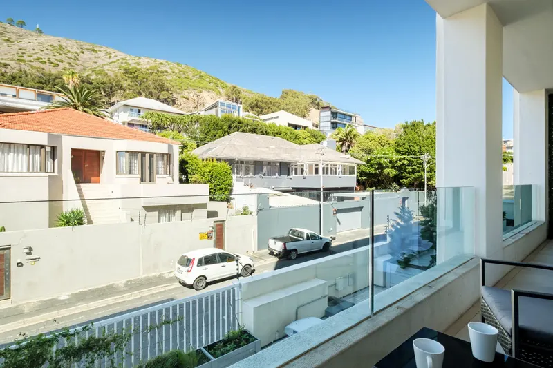 Marlo Breeze (205) in Sea Point – photo 30