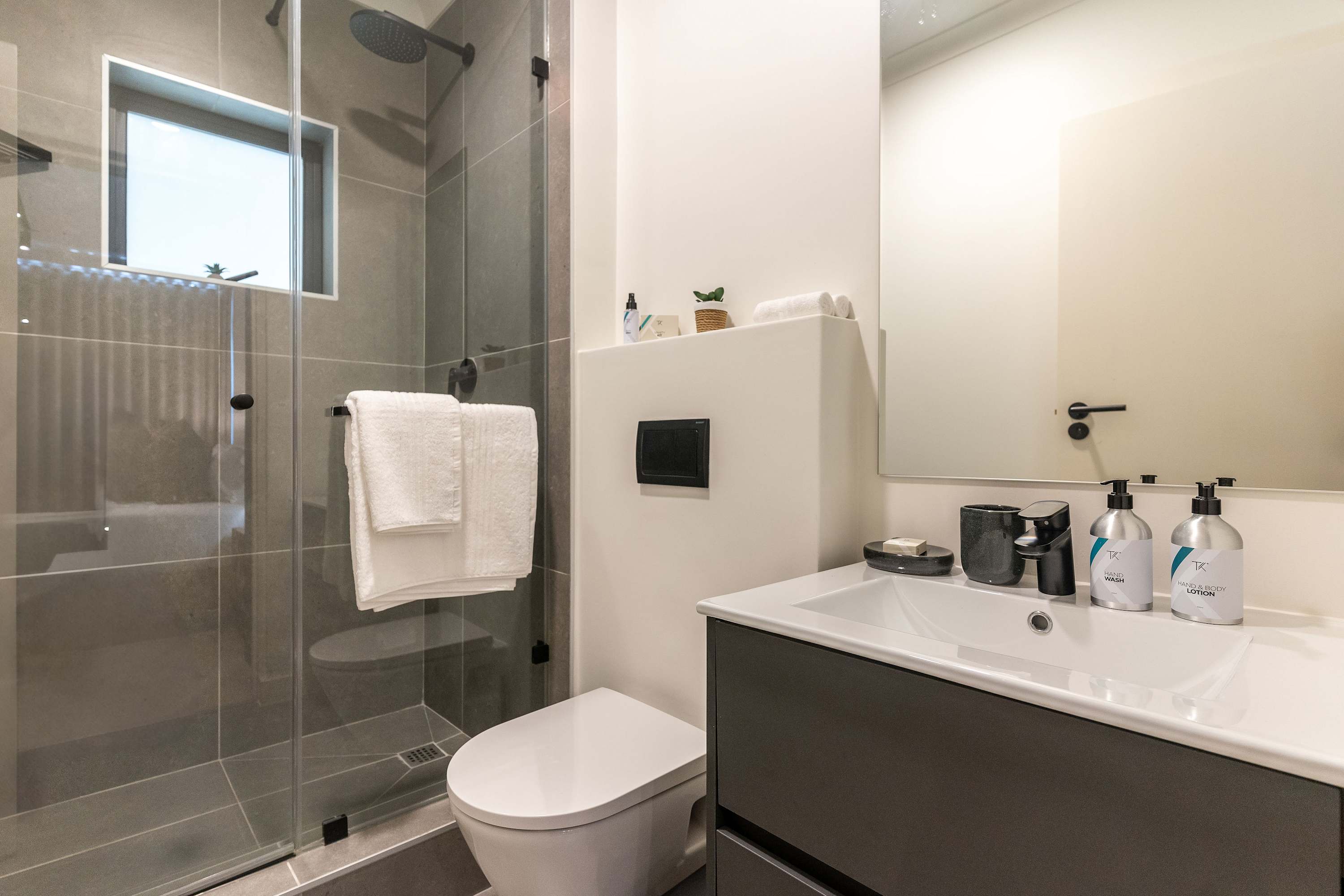 property_4eb4645c-7357-4290-89e3-aaf96ac7512b_10