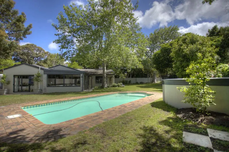 Villa Robertson