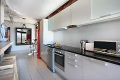 Metropolis Apartment in De Waterkant – photo 3 thumbnail