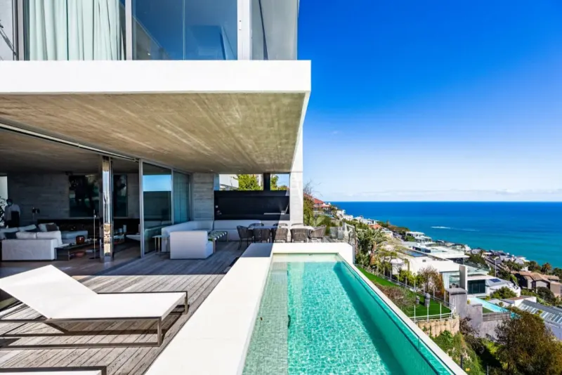 262 Ocean View Drive in Bantry Bay – photo 2