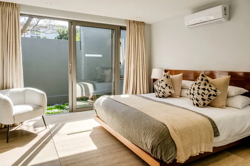Blue Ocean Penthouse in Camps Bay – photo 16