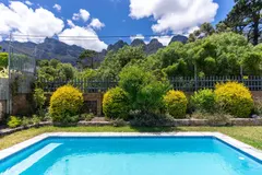 Camps Bay Deluxe in Camps Bay – photo 3 thumbnail