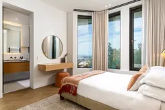 Arkham Villa in Fresnaye – photo 38 thumbnail