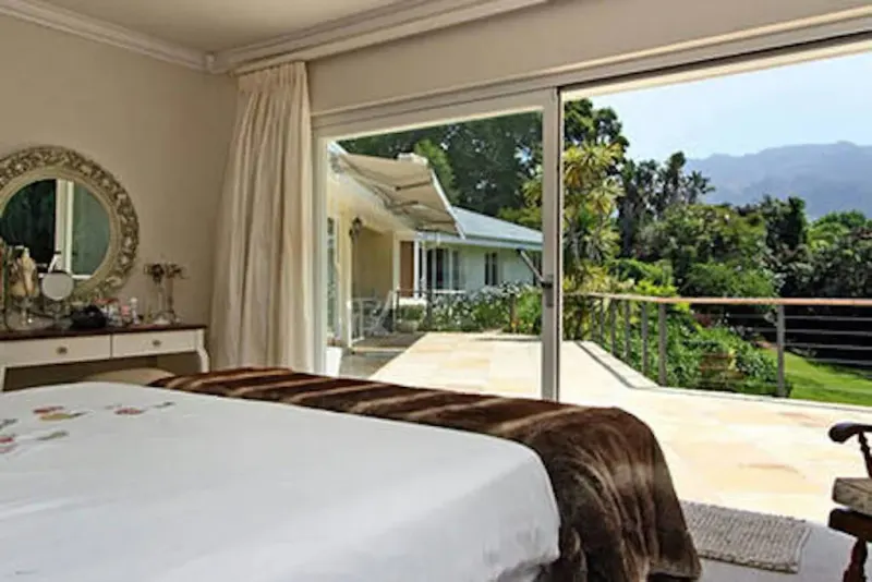 Serene Villa in Constantia – photo 7