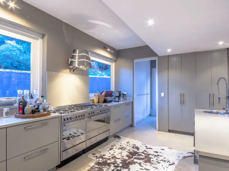 Hout Bay Mansion in Hout Bay – photo 8