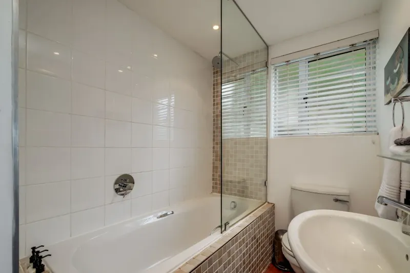 CBT Palm Suite in Camps Bay – photo 21