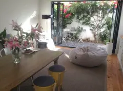Mandy Place in Tamboerskloof – photo 3 thumbnail
