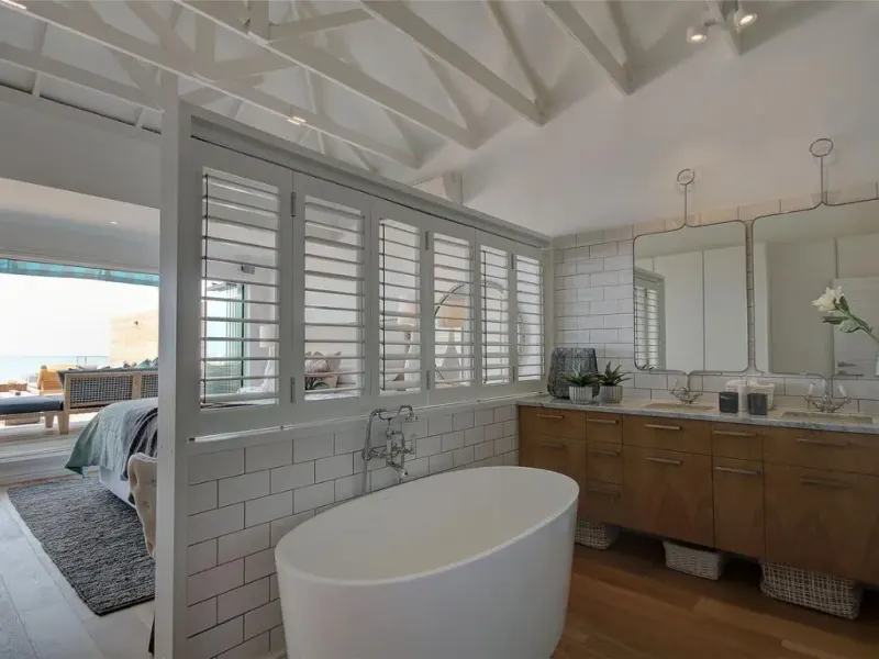 3 Degrees North Villa in Green Point – photo 12