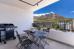 YORK 3 PEAK (G539) in Cape Town City Centre – photo 4 thumbnail