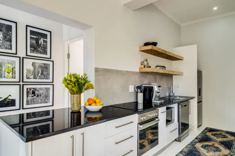 Instow Cottage in Sea point – photo 9