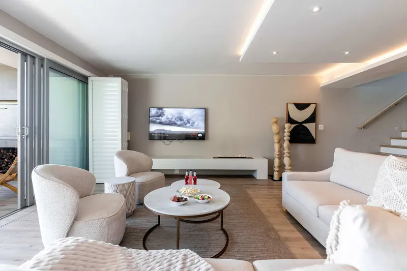 Tide View Villa in Camps Bay – photo 14