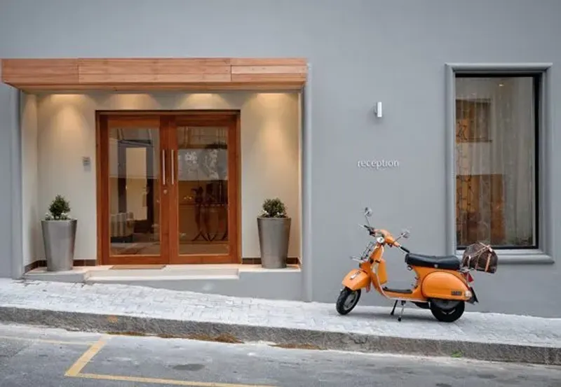 Sugar Villa Hotel in Green Point – photo 11