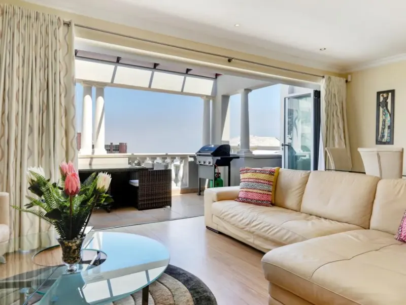 Berkely Place in Camps Bay – photo 6