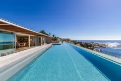 The Rock Penthouse in Camps Bay – photo 29 thumbnail