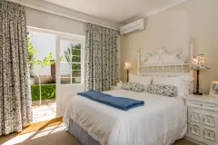 Valley Retreat + Cottage in Hout Bay – photo 4 thumbnail