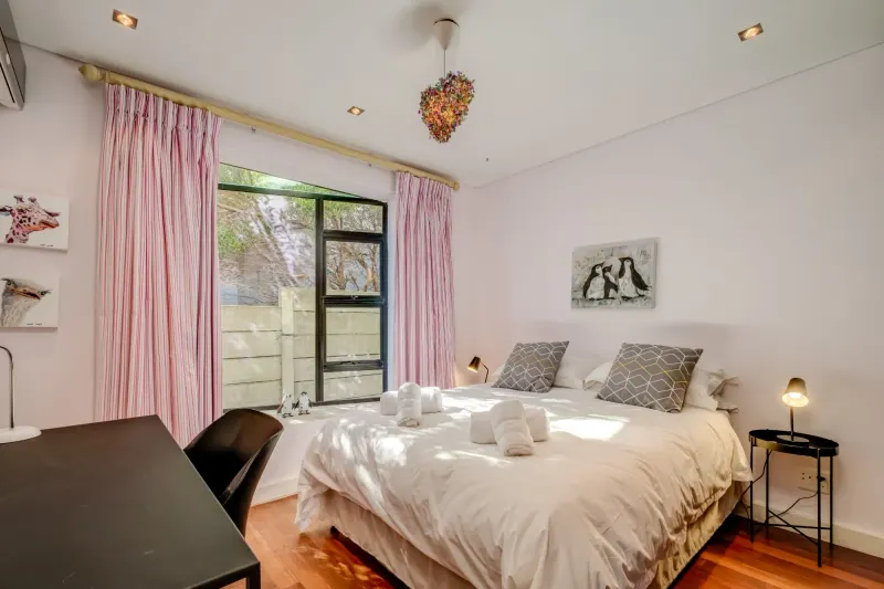 Lions Crest in Camps Bay – photo 43